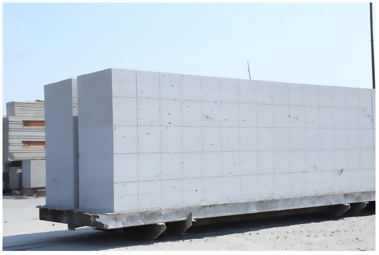 丹东加气块 加气砌块 轻质砖气孔结构及其影响因素